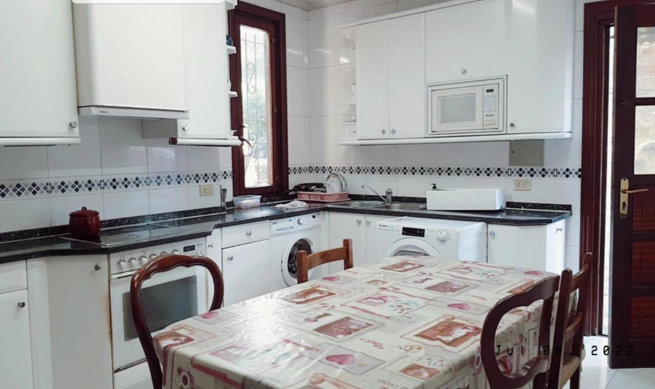 Tuul Etxea, En Caserio A 8km De Bilbao, Bano Compartido Homestay *