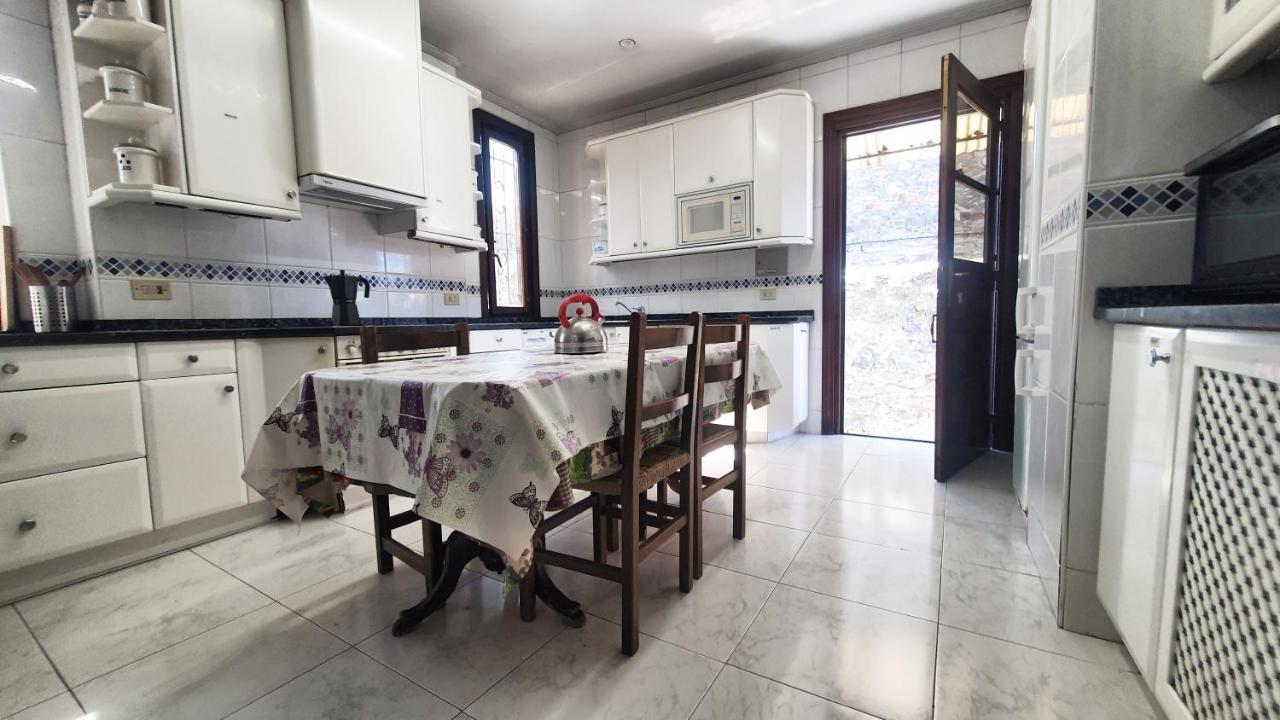 Tuul Etxea, En Caserio A 8km De Bilbao, Bano Compartido Homestay Galdakao