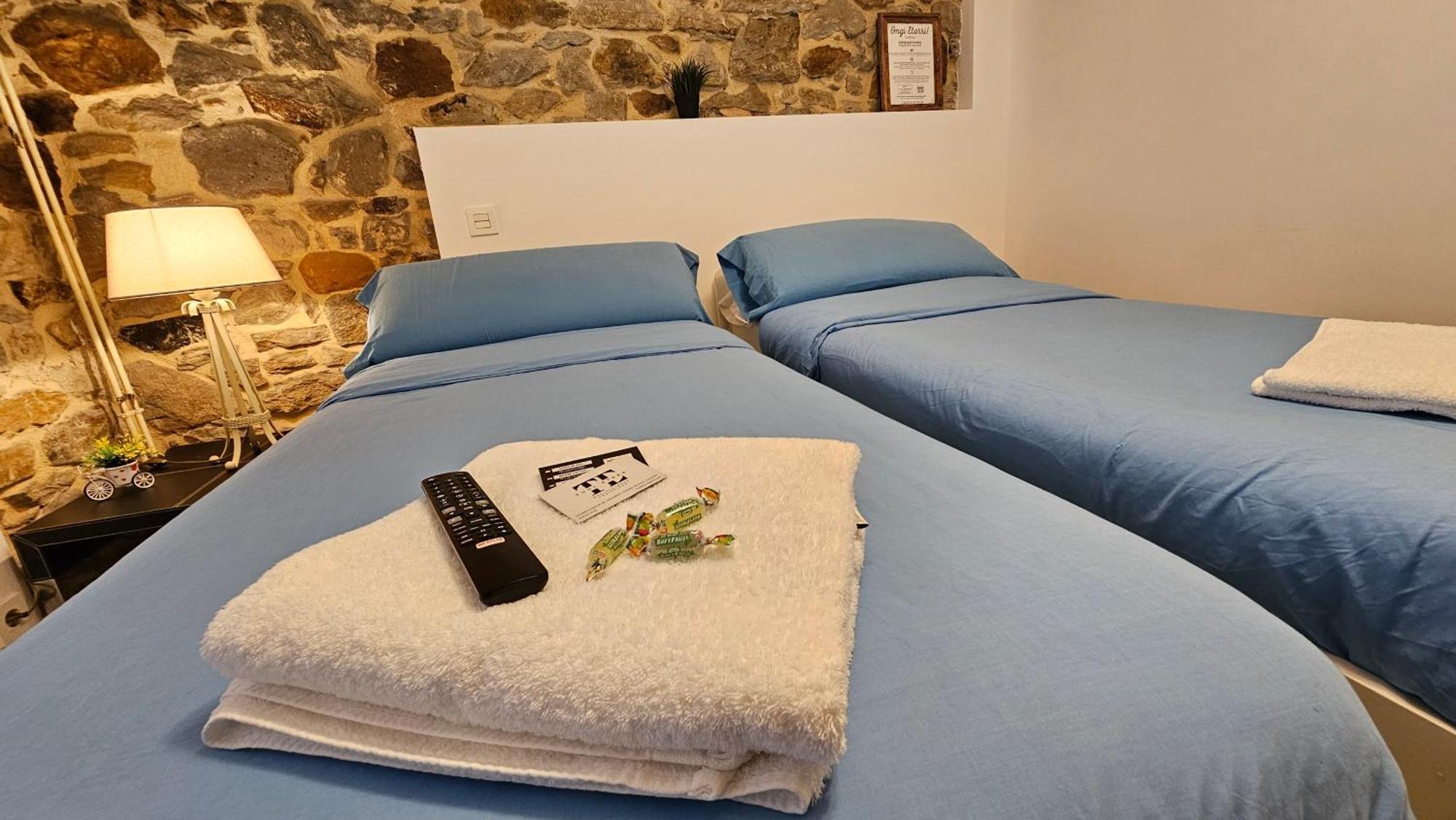 Tuul Etxea, En Caserio A 8km De Bilbao, Bano Compartido Homestay